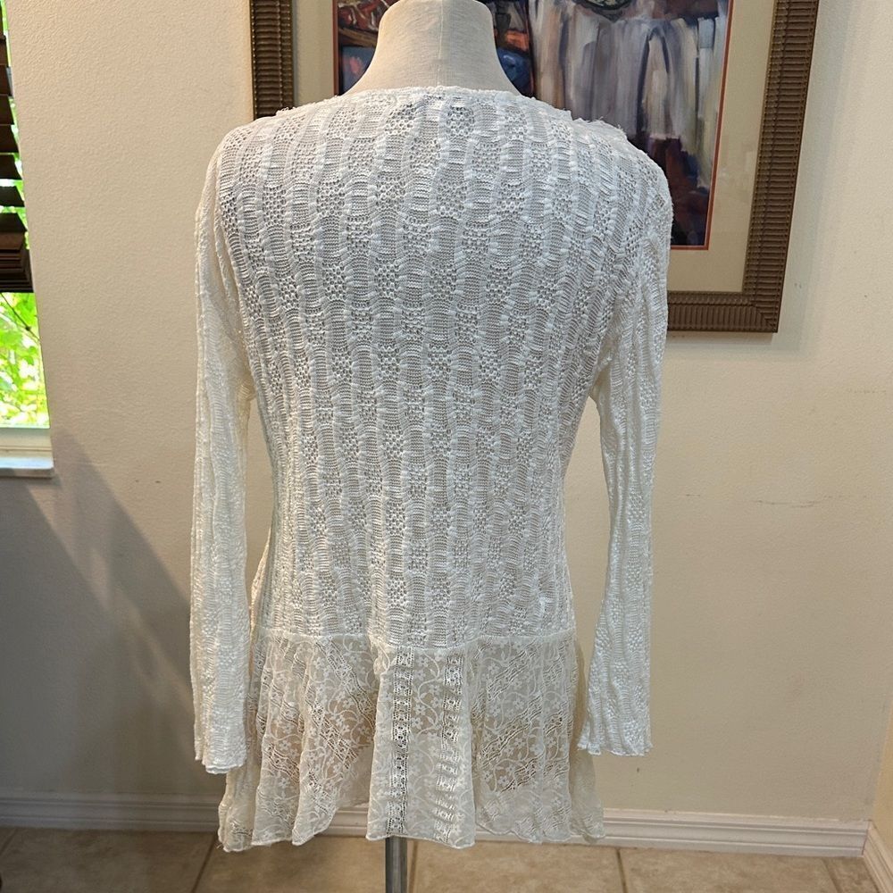 Zba (zee-bo)Elegant White Lace Women Top with Floral Fringe Accents Size Large - Picture 10 of 12